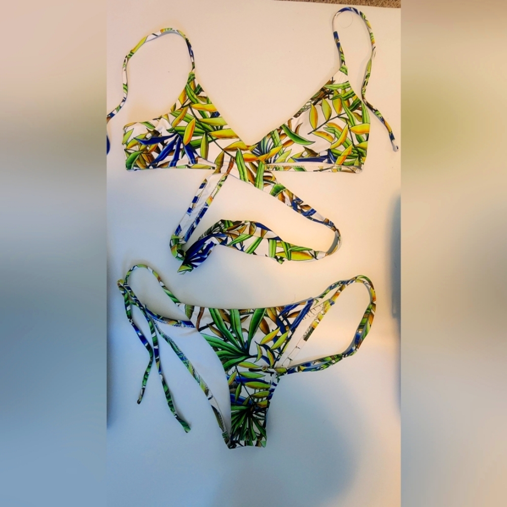 Sexy bikini